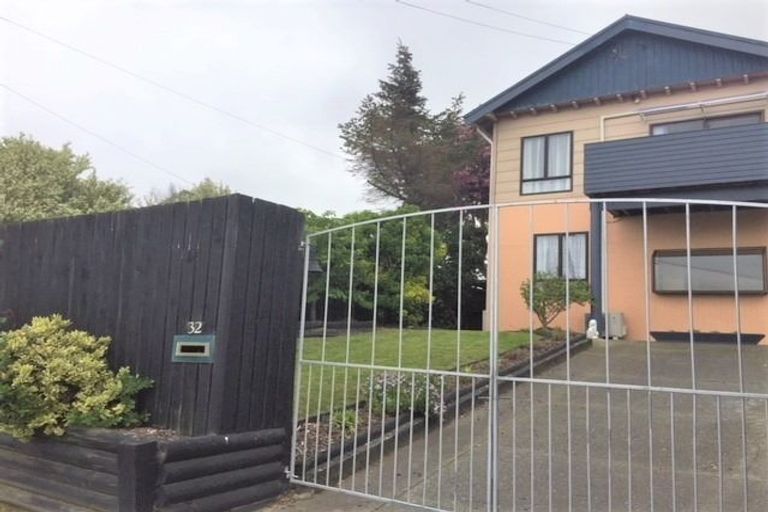 Photo of property in 32 Effingham Street, North New Brighton, Christchurch, 8083