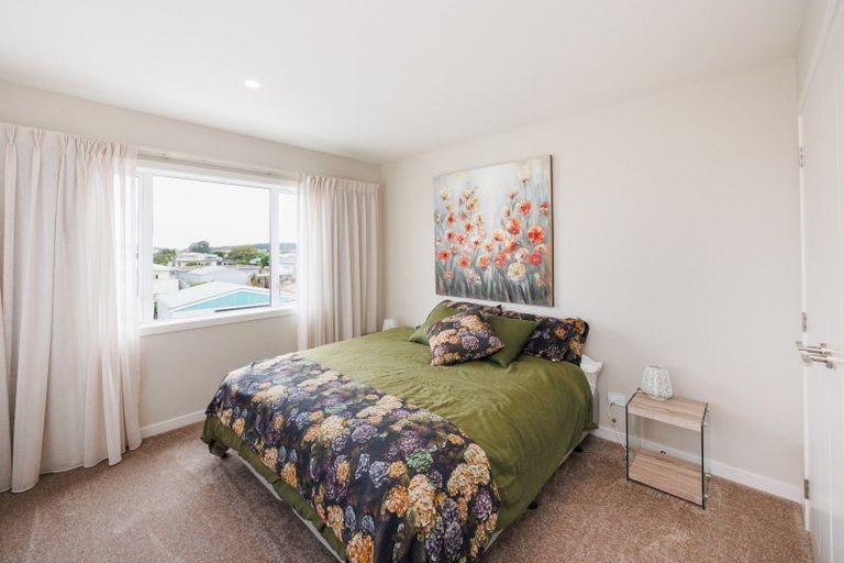 Photo of property in 9 Roore Street, Foxton Beach, Foxton, 4815