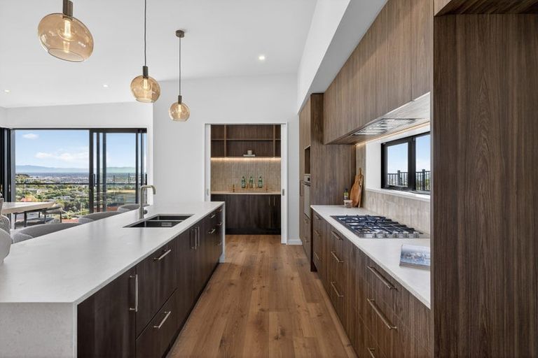 Photo of property in 69 Longhurst Terrace, Cashmere, Christchurch, 8022