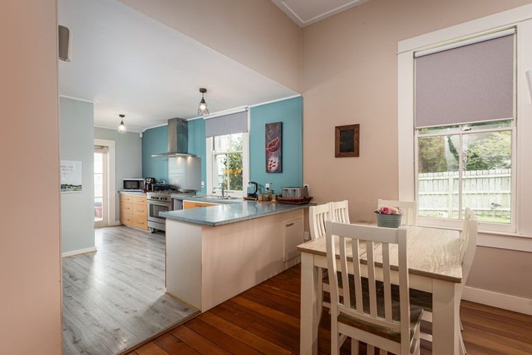 Photo of property in 50 Kenilworth Street, Waipawa, 4210