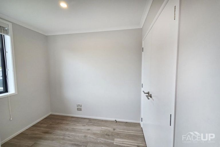 Photo of property in 16 Chaffinch Road, Hobsonville, Auckland, 0616