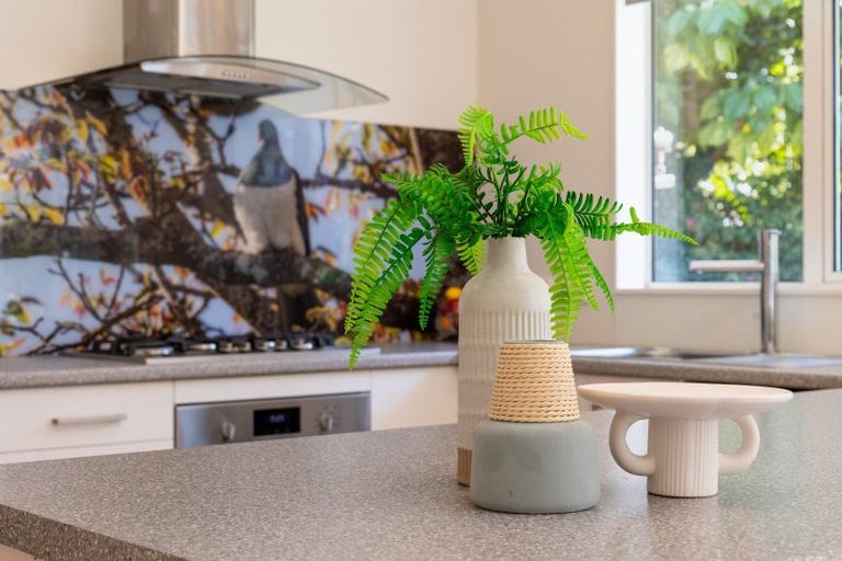 Photo of property in 53 Karu Crescent, Waikanae, 5036