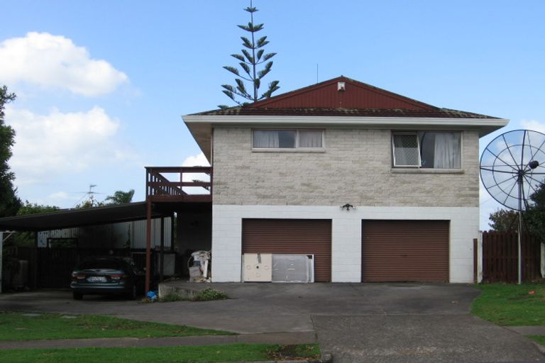 Photo of property in 127 Glenmore Road, Sunnyhills, Auckland, 2010