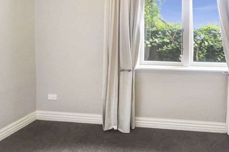 Photo of property in 39 Walpole Street, Waltham, Christchurch, 8023