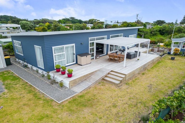 Photo of property in 110 Mountain View Terrace End, Otaki Beach, Otaki, 5512