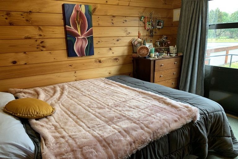 Photo of property in 50 Mckenzie Street, Geraldine, 7930