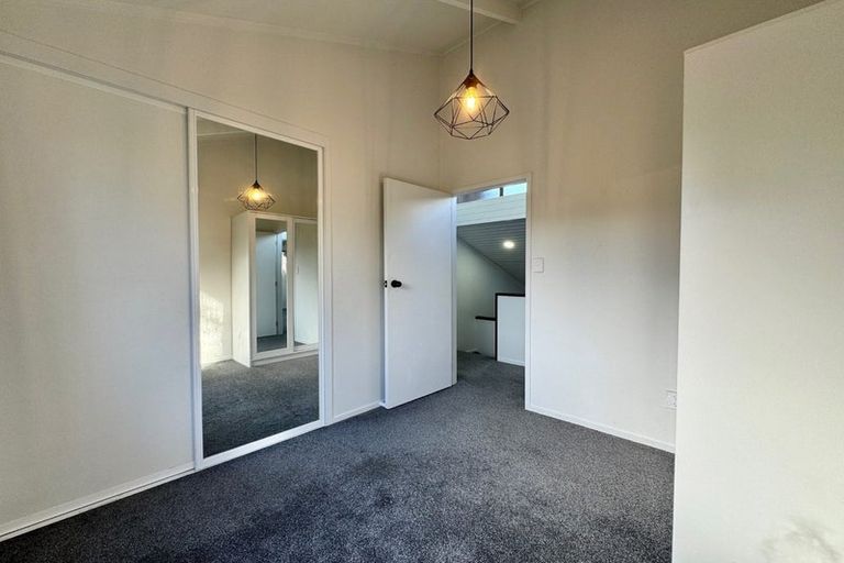 Photo of property in 11 Goodwood Drive, Goodwood Heights, Auckland, 2105
