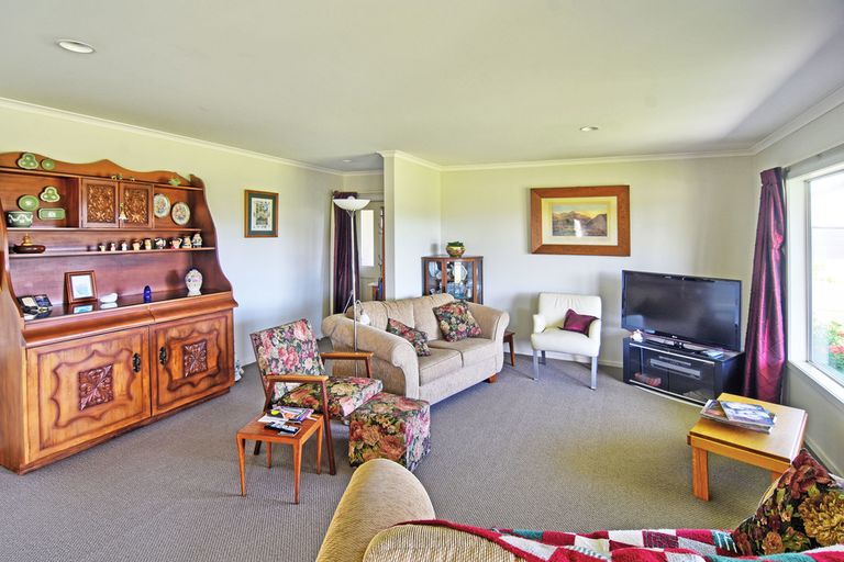 Photo of property in 11 Norris Way, Masterton, 5810
