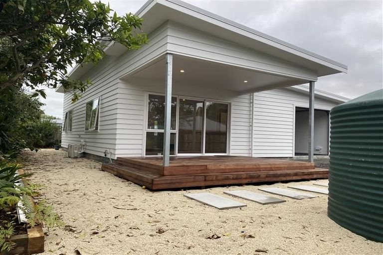 Photo of property in 2 Second View Avenue, Beachlands, Auckland, 2018