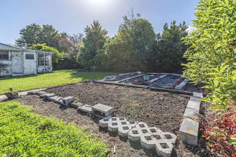 Photo of property in 8 Fatima Street, Redwood, Christchurch, 8051