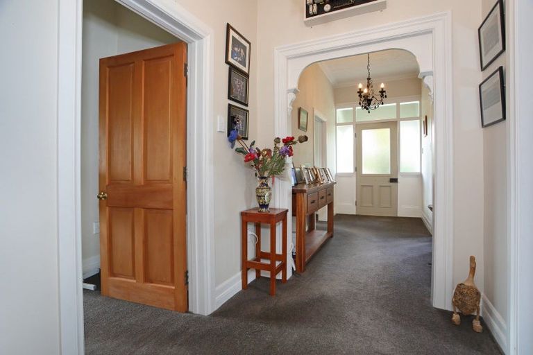 Photo of property in 6 Toia Street, Marton, 4710