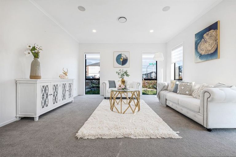 Photo of property in 62 Donegal Park Drive, Flat Bush, Auckland, 2019