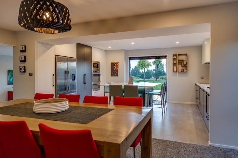 Photo of property in 51 Eastwood Rise, Waimairi Beach, Christchurch, 8083