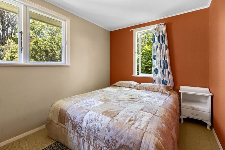 Photo of property in 152 Te Rangitautahanga Road, Turangi, 3334