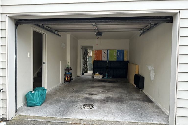 Photo of property in 2/49 Henderson Valley, Henderson, Auckland, 0612