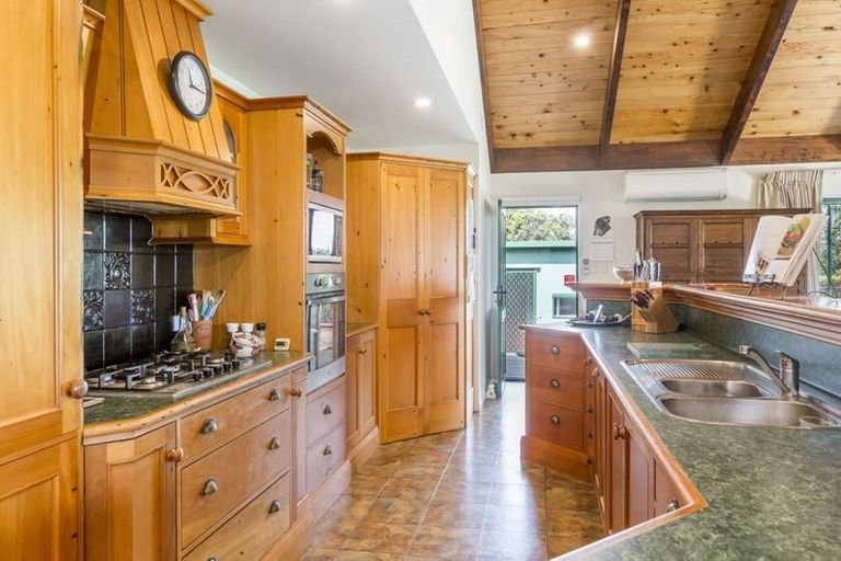 Photo of property in 10 View Road, Warkworth, 0910