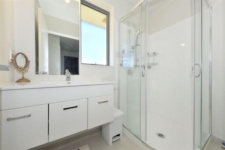 Photo of property in 30 Ballantyne Avenue, Upper Riccarton, Christchurch, 8041