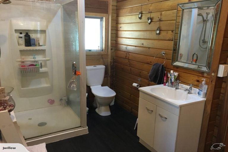 Photo of property in 2 Pioneer Drive, Lake Tekapo, 7999