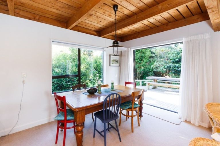 Photo of property in 6 Lincoln Street, Ashhurst, 4810