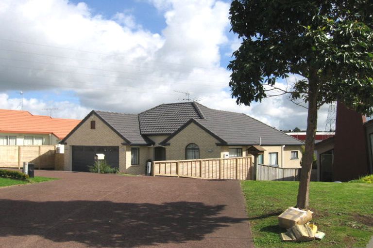 Photo of property in 9 Pyrite Street, Westgate, Auckland, 0614