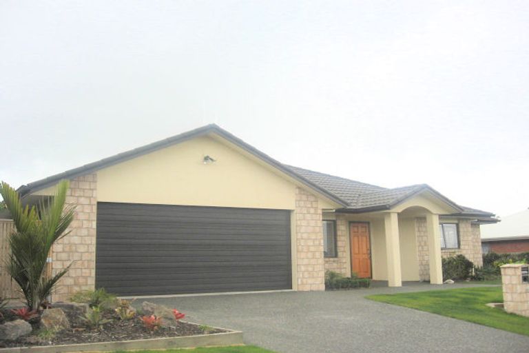 Photo of property in 24 Norm Freeman Drive, Te Puke, 3119