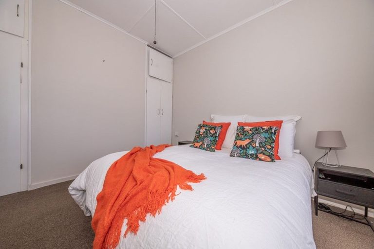 Photo of property in 173 Romilly Street, Westport, 7825