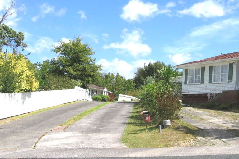 Photo of property in 95 Sycamore Drive, Sunnynook, Auckland, 0620