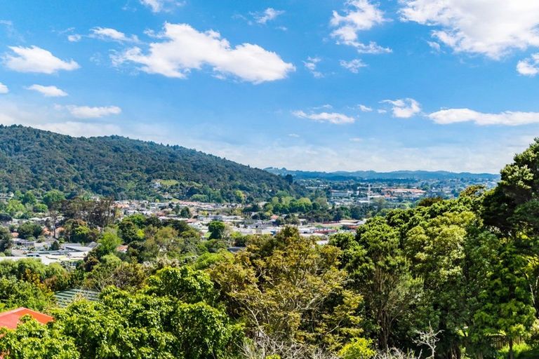 Photo of property in 11 Mountain Road, Morningside, Whangarei, 0110