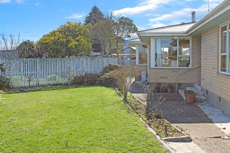 Photo of property in 9 Bendale Place, Avonhead, Christchurch, 8042