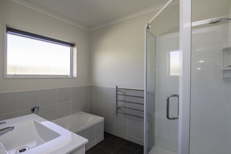 Photo of property in 24 Ohinemuri Place, Paeroa, 3600