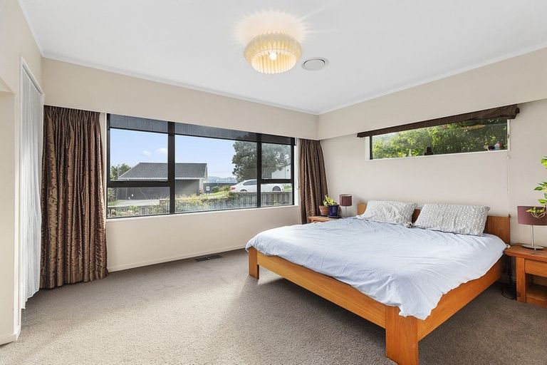 Photo of property in 24 Eskdale Road, Papakowhai, Porirua, 5024