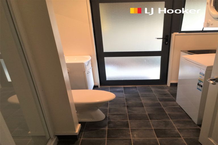 Photo of property in 12 Kilgour Street, Waihola, Milton, 9073