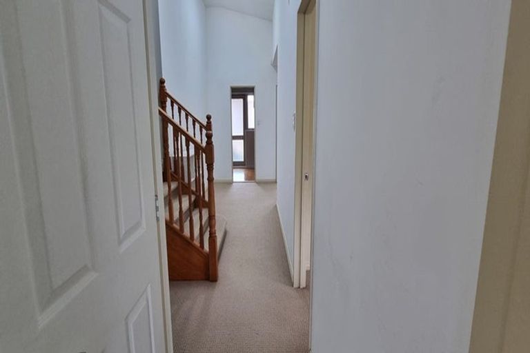 Photo of property in 34c Kewa Road, Albany Heights, Auckland, 0632