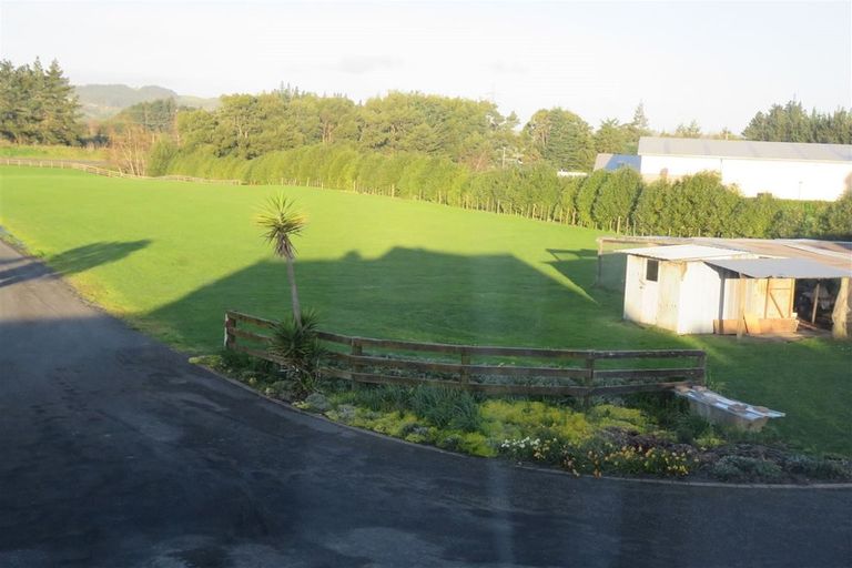 Photo of property in 613 Great South Road, Runciman, Drury, 2578