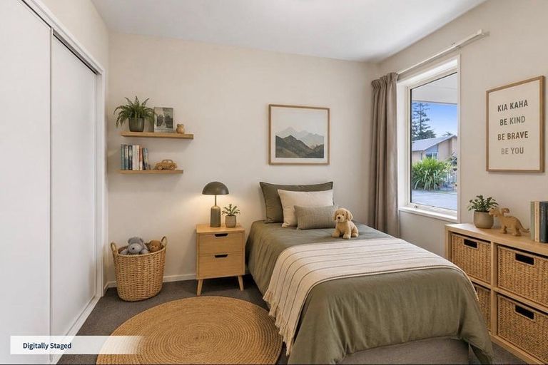 Photo of property in 146c High Street, Oxford, 7430