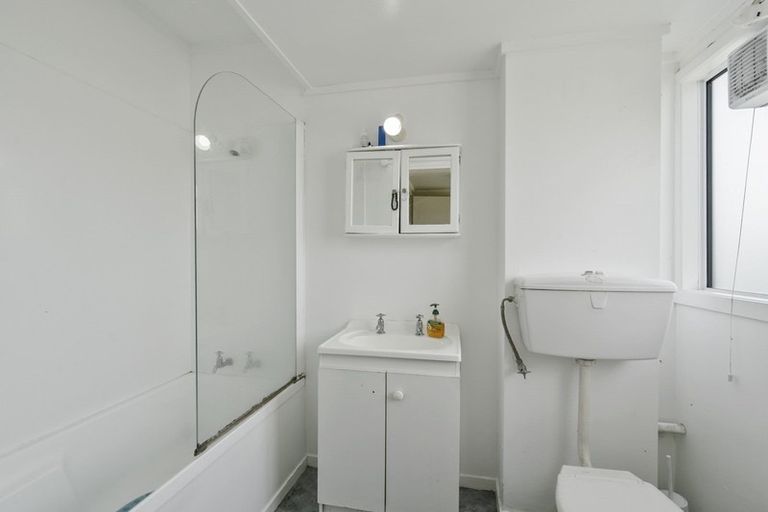 Photo of property in 4/21 Britannia Street, Petone, Lower Hutt, 5012