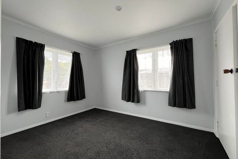 Photo of property in 1/76 Sutton Crescent, Papakura, 2110