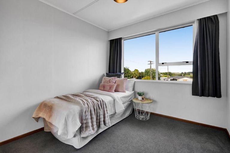 Photo of property in 7 Hulke Crescent, Bell Block, New Plymouth, 4312