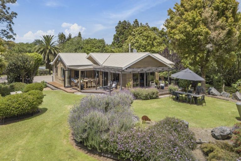 Photo of property in 331 Point Wells Road, Point Wells, 0986