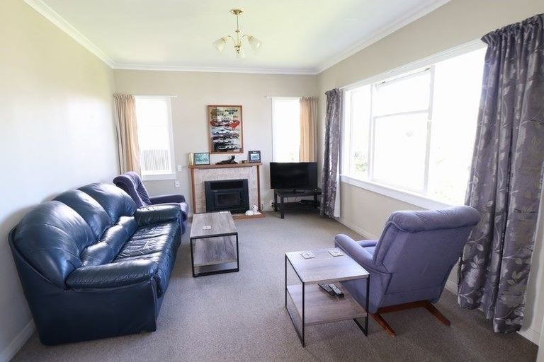 Photo of property in 12 Toro Street, Durie Hill, Whanganui, 4500