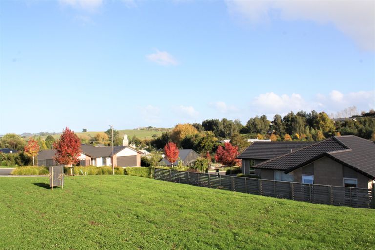 Photo of property in 9 Laly Haddon Place, Matakana, Warkworth, 0985