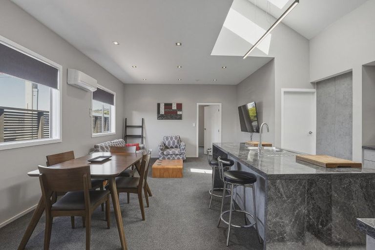 Photo of property in 43 Bradshaw Street, South Dunedin, Dunedin, 9012