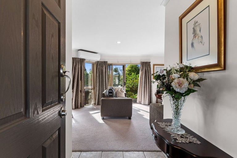 Photo of property in 16a Basley Road, Owhata, Rotorua, 3010