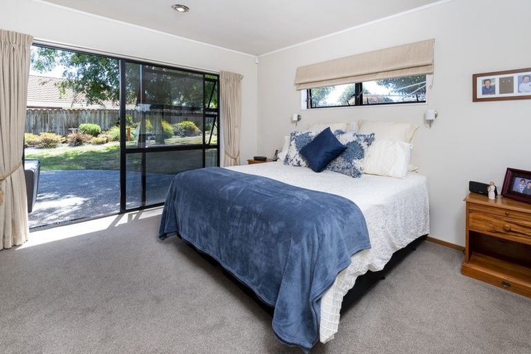 Photo of property in 10 Travers Place, Northpark, Auckland, 2013