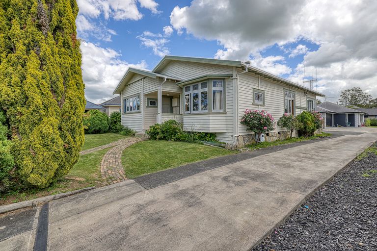 Photo of property in 102 Fraser Street, Te Awamutu, 3800