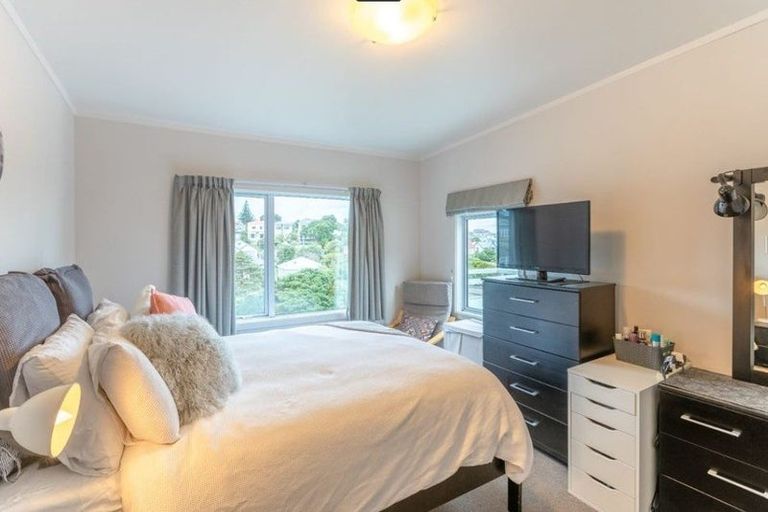 Photo of property in 1/121 Hataitai Road, Hataitai, Wellington, 6021