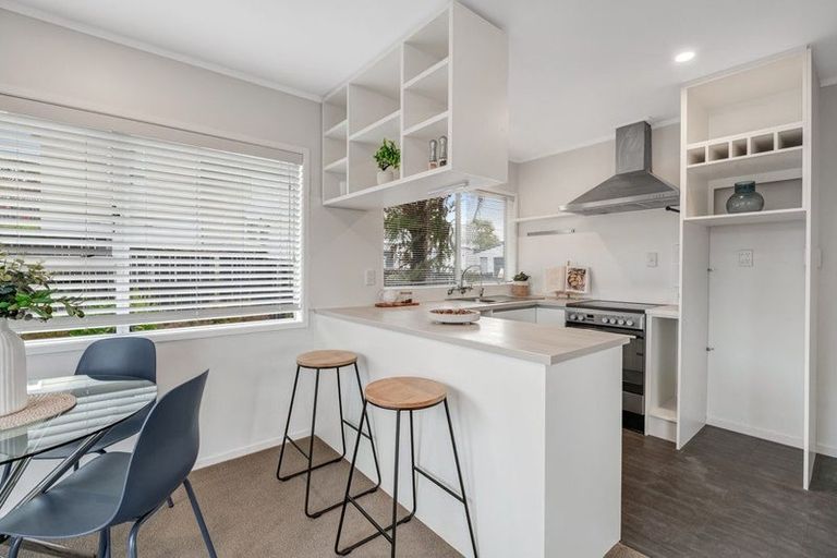 Photo of property in 1/34 Bayview Road, Bayview, Auckland, 0629