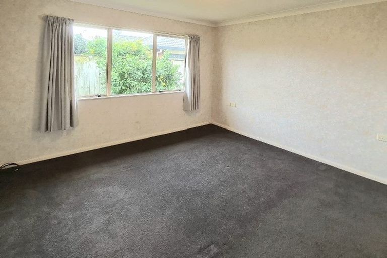 Photo of property in 3 Chesterfield Place, Rototuna, Hamilton, 3210