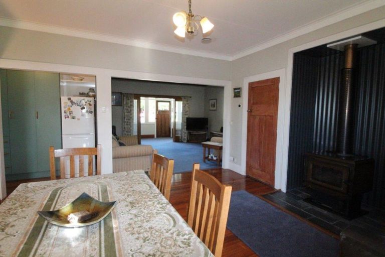 Photo of property in 9 Hero Street, Lumsden, 9730