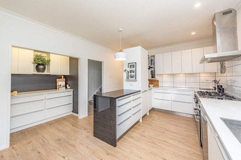 Photo of property in 16 Turere Place, Otamatea, Whanganui, 4501